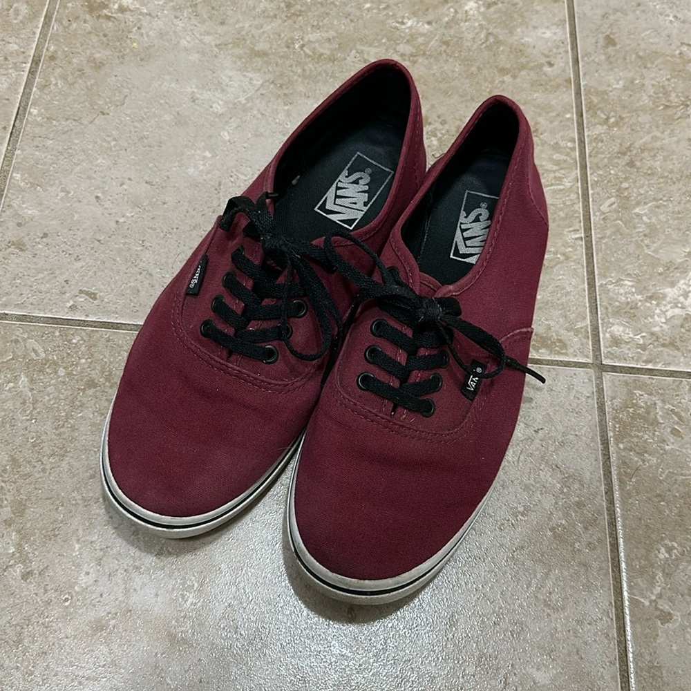Vans. Women’s 9. Men’s 7.5. Maroon. Good used condition. Black laces.